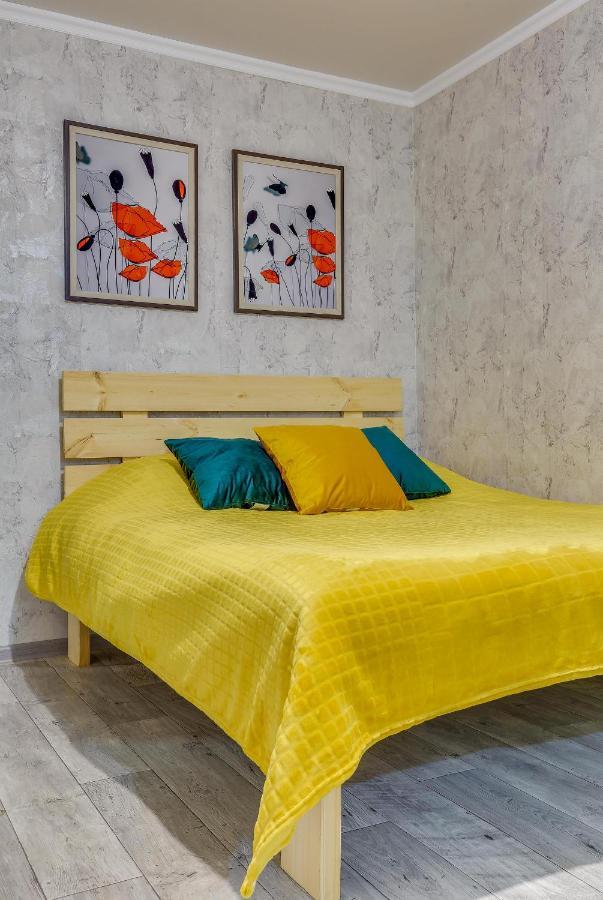 YourHouse на Розыбакиева Утепова Алматы Экстерьер фото