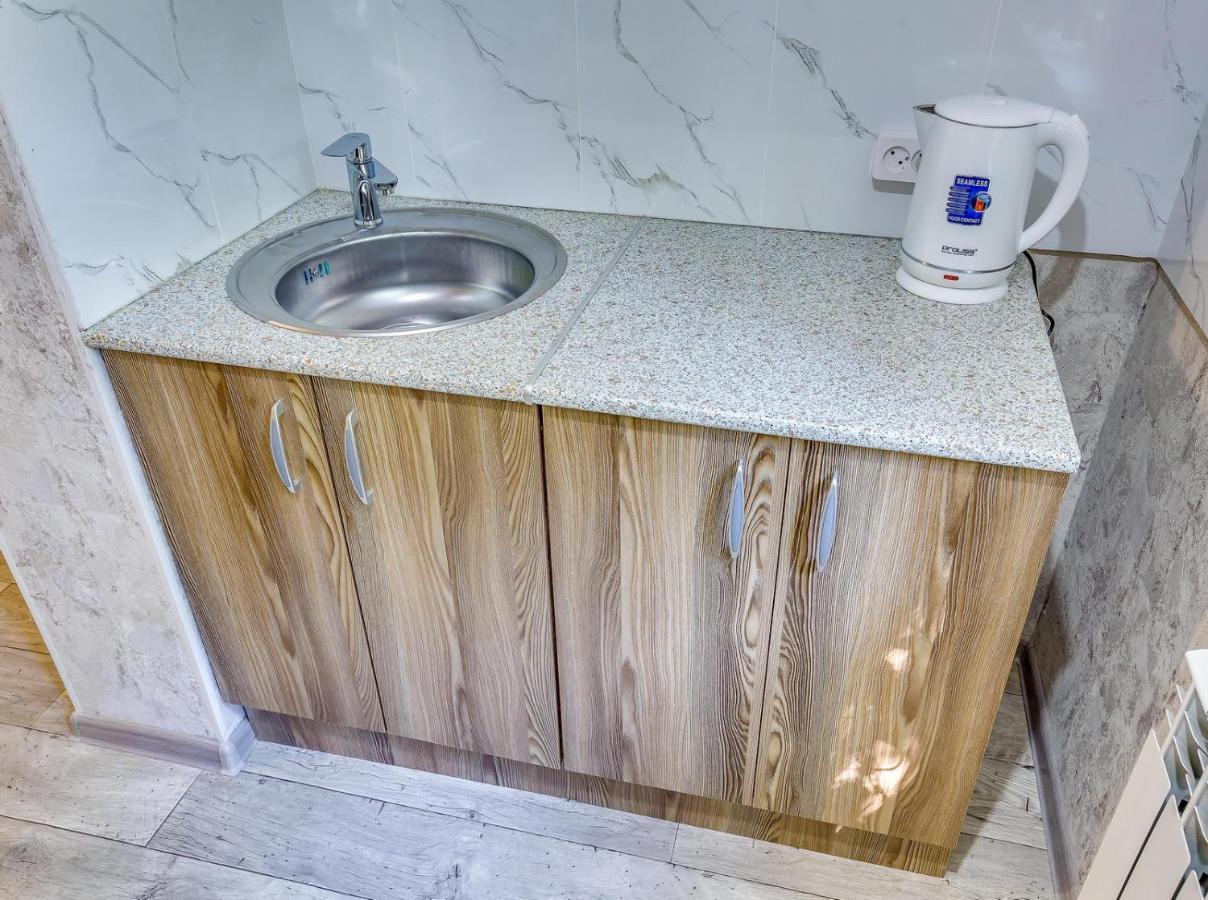 YourHouse на Розыбакиева Утепова Алматы Экстерьер фото